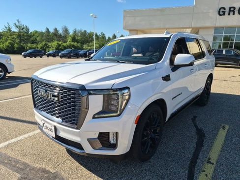 Used 2024 GMC Yukon Denali Ultimate AWD/4WD image 5