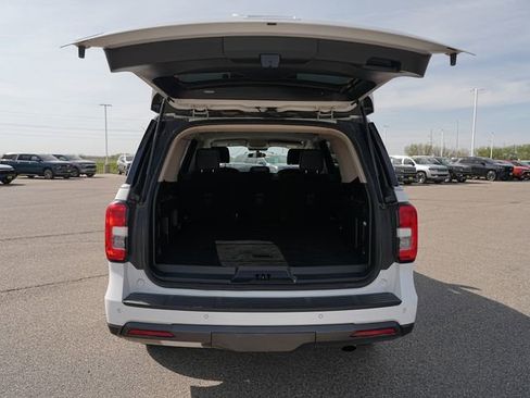 Used 2022 Ford Expedition XL AWD/4WD image 14