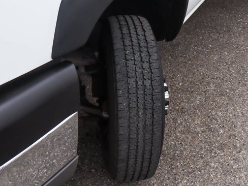 Used 2004 Chevrolet Silverado 3500 W/T image 34