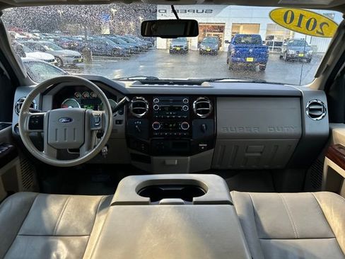 Used 2010 Ford F350 Lariat image 12