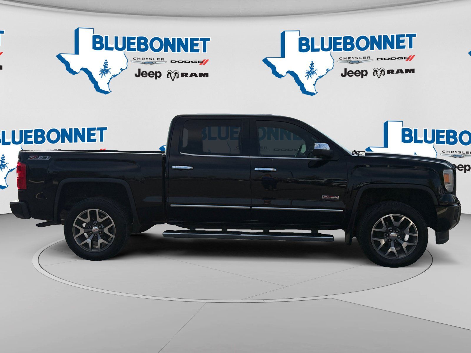 Used 2014 GMC Sierra 1500 SLT w/ All-Terrain Package AWD/4WD image 4