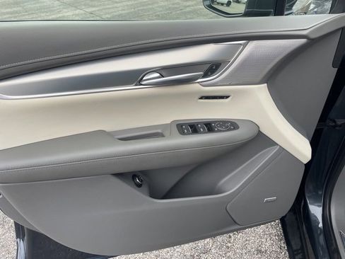 Used 2020 Cadillac XT5 Premium Luxury image 10