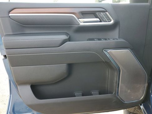 Certified 2024 GMC Sierra 3500 Denali w/ Denali Reserve Package image 26