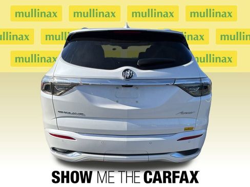 Used 2024 Buick Enclave Avenir w/ Avenir Technology Package image 9