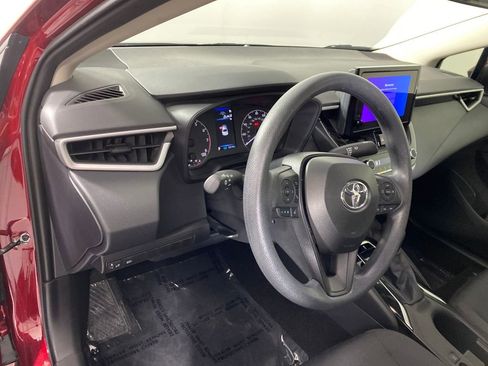 Certified 2024 Toyota Corolla LE image 9