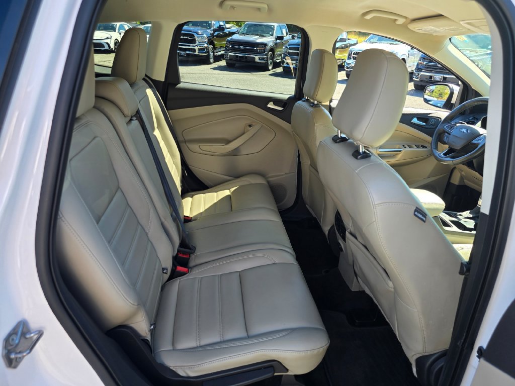 Used 2019 Ford Escape SEL FWD image 12