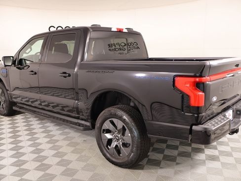 Used 2025 Ford F150 Lightning Lariat image 23