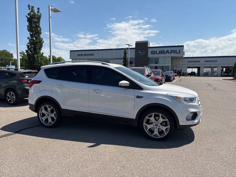 Used 2019 Ford Escape Titanium AWD/4WD image 1