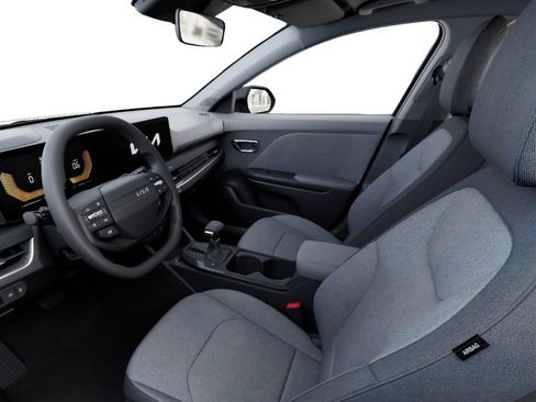 New 2026 Kia K4 LXS image 17