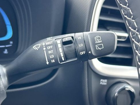 New 2026 Hyundai Venue SEL FWD image 29