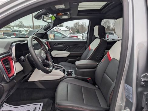 Used 2023 GMC Canyon AT4X w/ Edition 1 image 7