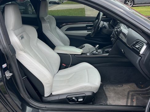 Used 2016 BMW M4 Coupe RWD image 11