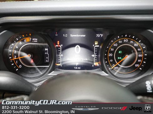 New 2026 Jeep Wrangler Unlimited Rubicon w/ Technology Group AWD/4WD image 13