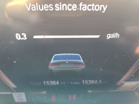 Used 2024 BMW 330i Sedan w/ M Sport Package image 17