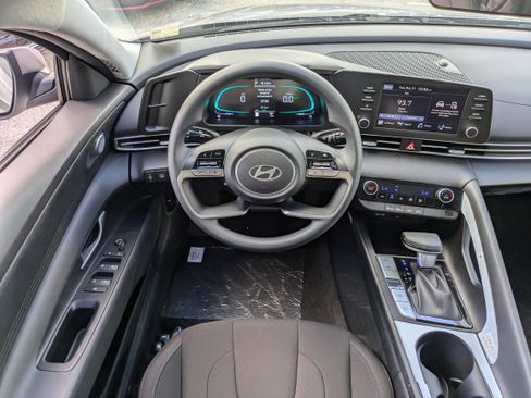 New 2026 Hyundai Elantra Blue image 17