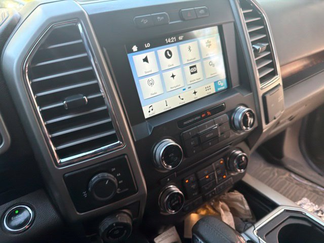 Used 2016 Ford F150 King Ranch w/ Equipment Group 601A Luxury AWD/4WD image 10