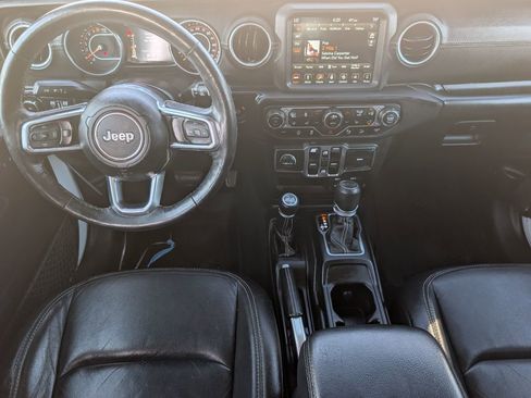 Used 2018 Jeep Wrangler Unlimited Sahara w/ Quick Order Package 24M Moab image 7