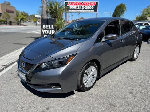 Used 2021 Nissan Leaf S w/ S Charge Package FWD image 3