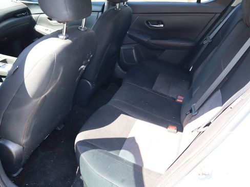 Used 2024 Nissan Sentra SR FWD image 5