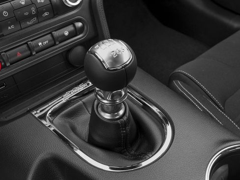 Used 2016 Ford Mustang GT w/ Black Accent Package RWD image 10