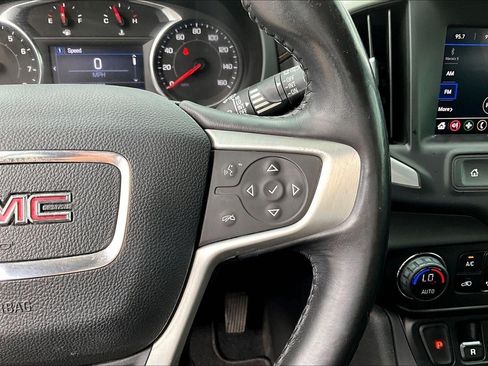 Used 2020 GMC Terrain SLE w/ Driver Convenience Package FWD image 19