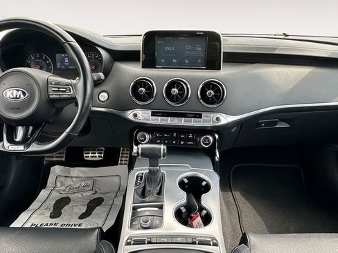 Used 2020 Kia Stinger GT RWD image 11