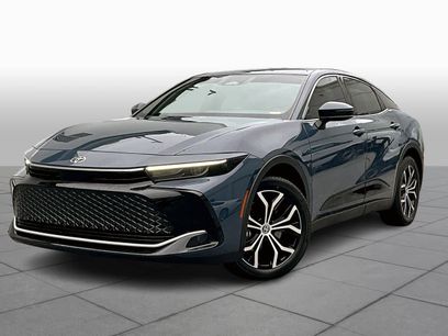 Used 2025 Toyota Crown XLE