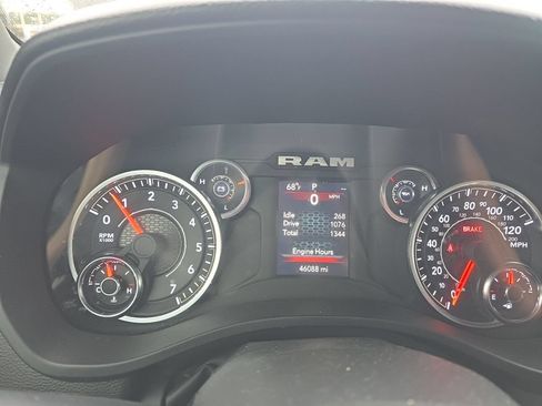 Used 2024 RAM 1500 Tradesman AWD/4WD image 7