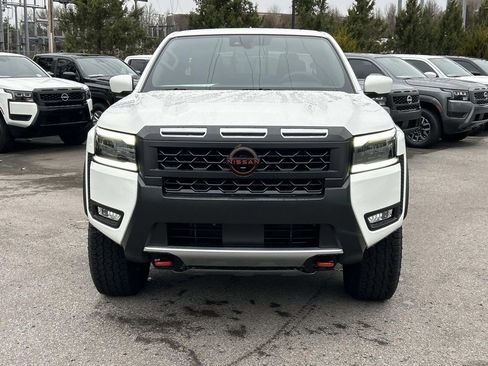 New 2026 Nissan Frontier PRO-4X w/ Pro-4x Convenience Package AWD/4WD image 2