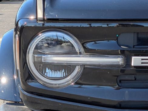 Used 2025 Ford Bronco Outer Banks image 10