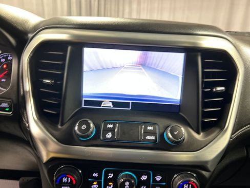 Used 2023 GMC Acadia SLE w/ Driver Convenience Package image 18