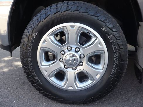 Used 2014 RAM 3500 Laramie AWD/4WD image 40
