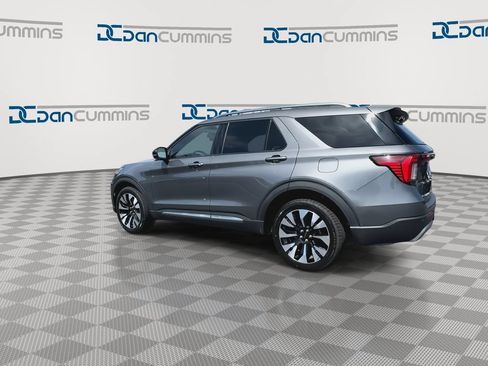Used 2025 Ford Explorer Platinum w/ LUX Leather Package AWD/4WD image 6