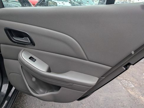 Used 2014 Chevrolet Malibu LS image 34