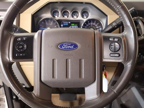 Used 2016 Ford F350 Lariat w/ Lariat Interior Package AWD/4WD image 3