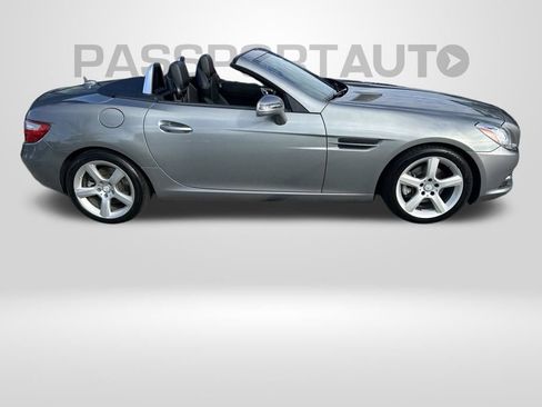 Used 2013 Mercedes-Benz SLK 250 image 8