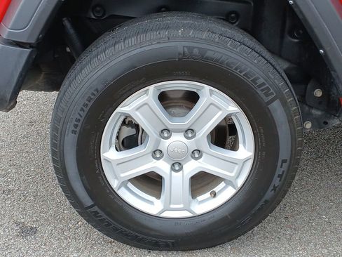 Used 2022 Jeep Wrangler Unlimited Sport AWD/4WD image 33