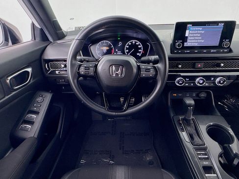 Used 2025 Honda Civic Sport image 5