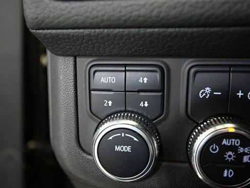Used 2021 GMC Yukon XL Denali AWD/4WD image 29