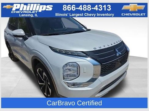 Used 2024 Mitsubishi Outlander SE AWD/4WD image 1