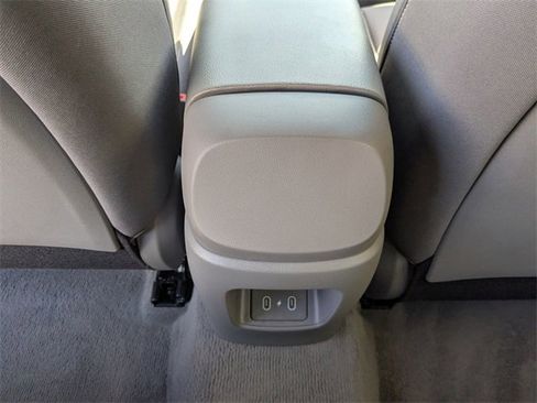 Used 2025 Hyundai Elantra Sport image 30