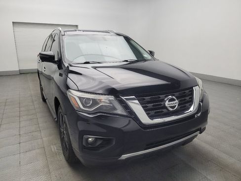 Used 2020 Nissan Pathfinder SL FWD image 13