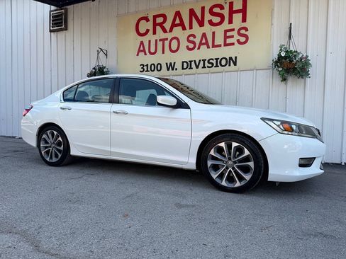 Used 2013 Honda Accord Sport image 2