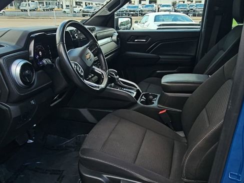 Used 2023 Chevrolet Colorado LT w/ LT Convenience Package image 12