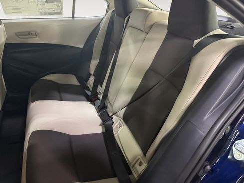 Used 2026 Toyota Corolla LE w/ LE Premium Package FWD image 19