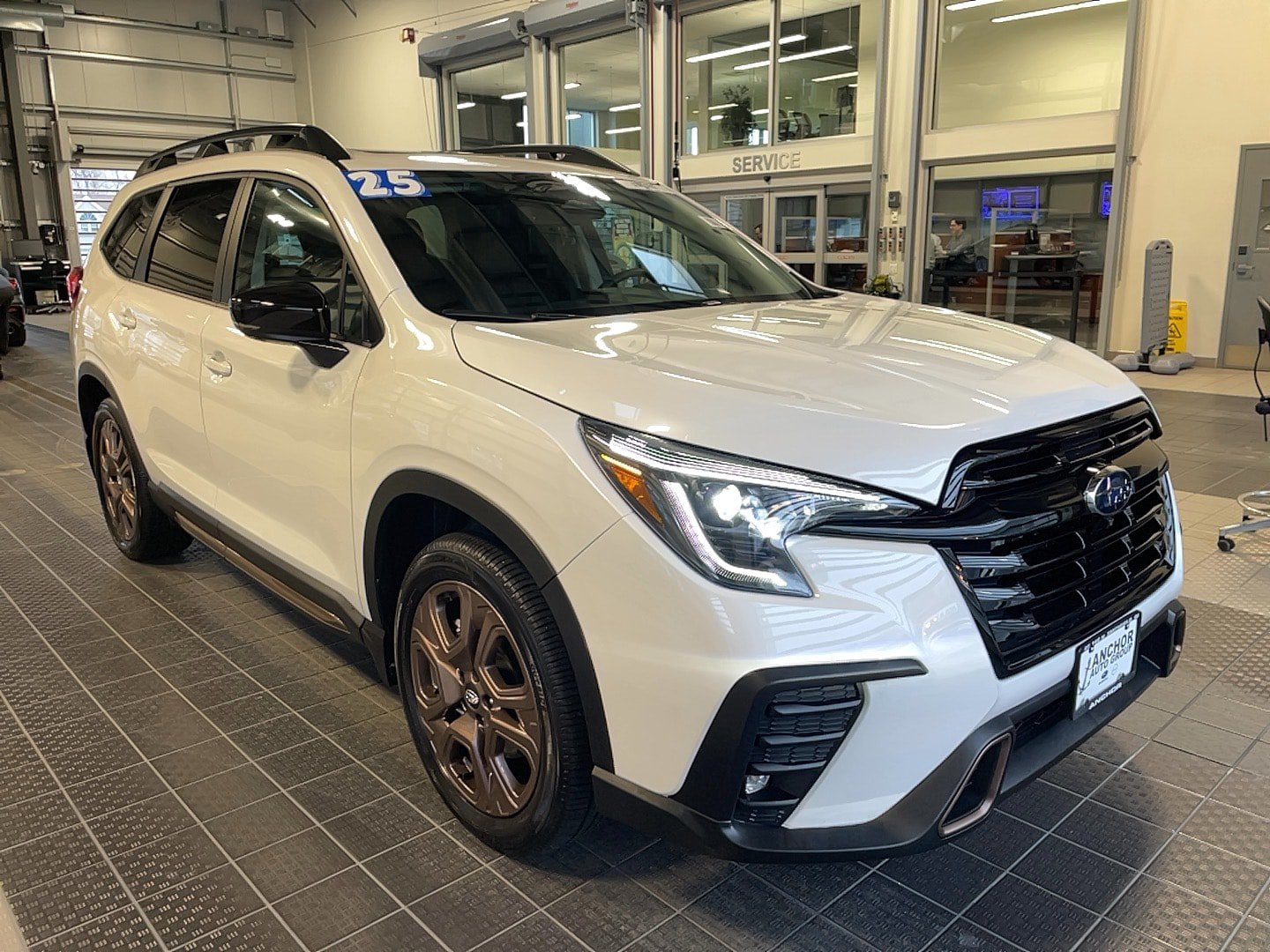 Used 2025 Subaru Ascent Bronze Edition AWD/4WD image 1