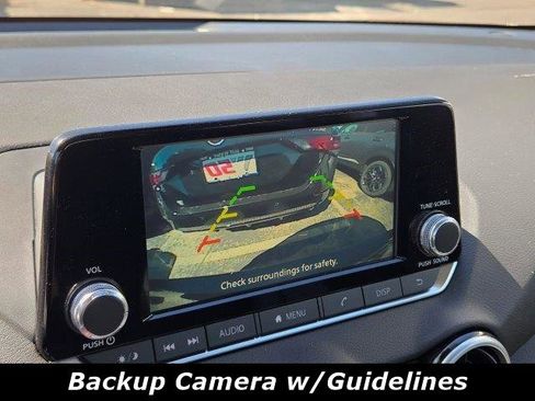 Used 2025 Nissan Sentra S image 8