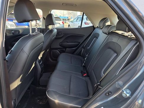 Used 2026 Hyundai Venue SEL FWD image 14