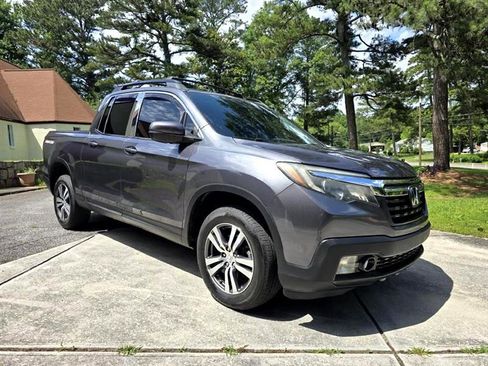 Used 2017 Honda Ridgeline RTS image 30