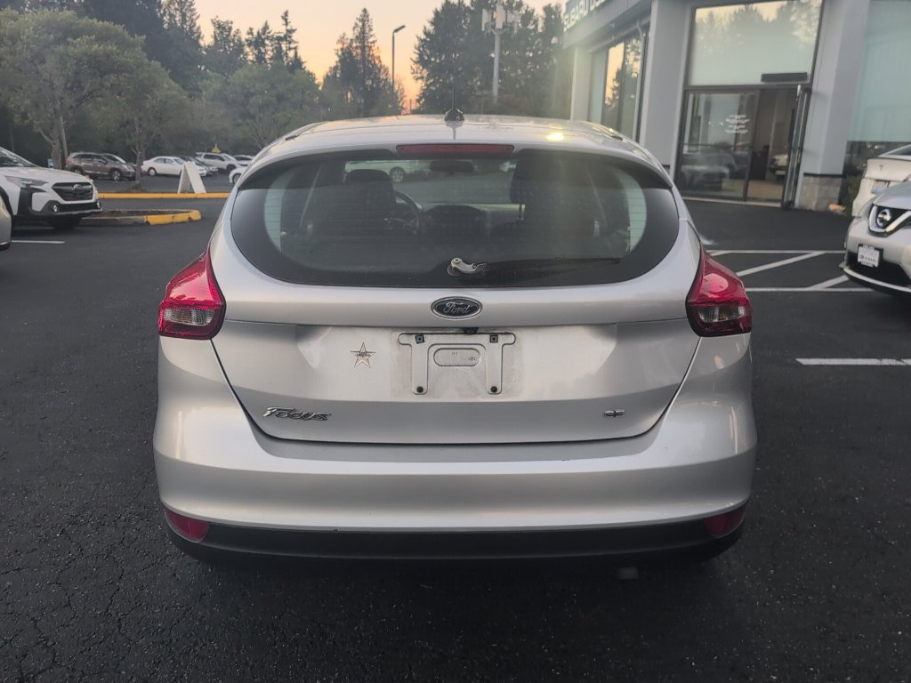 Used 2017 Ford Focus SE FWD image 6